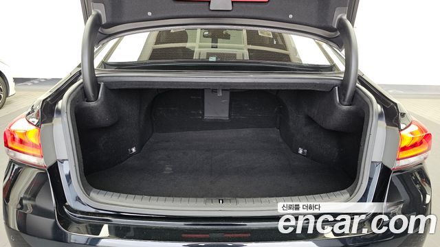 Hyundai Genesis 2014 — photo 26