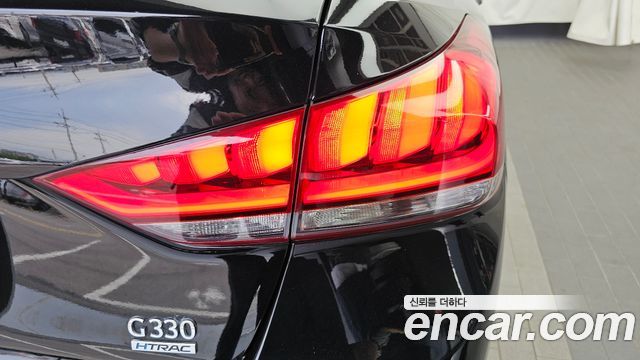 Hyundai Genesis 2014 — photo 9