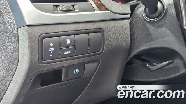 Hyundai Genesis 2016 — photo 22