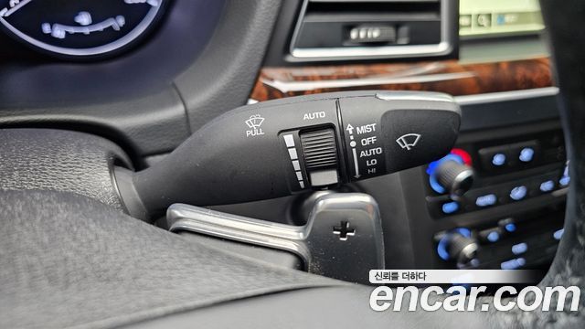 Hyundai Genesis 2016 — photo 25