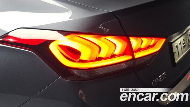Hyundai Genesis 2016 — photo 9