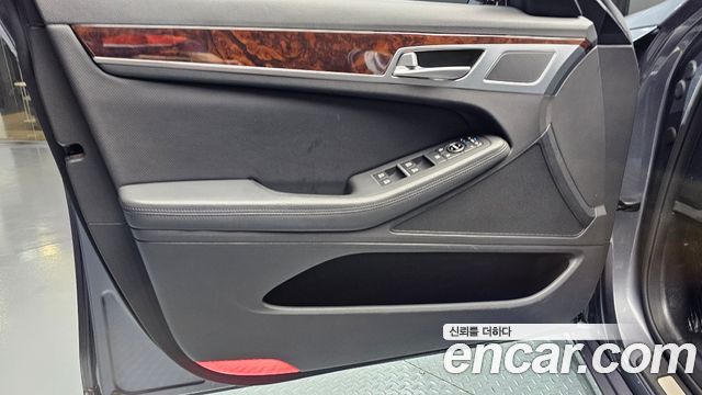 Hyundai Genesis 2016 — photo 14