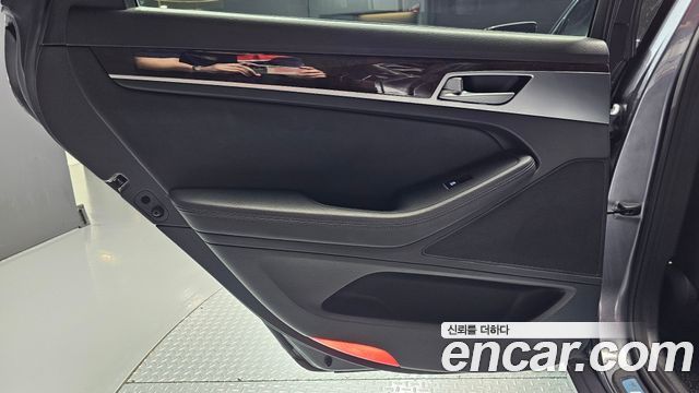 Hyundai Genesis 2016 — photo 15