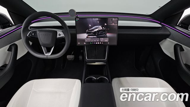 Tesla Model Y 2026 — photo 10