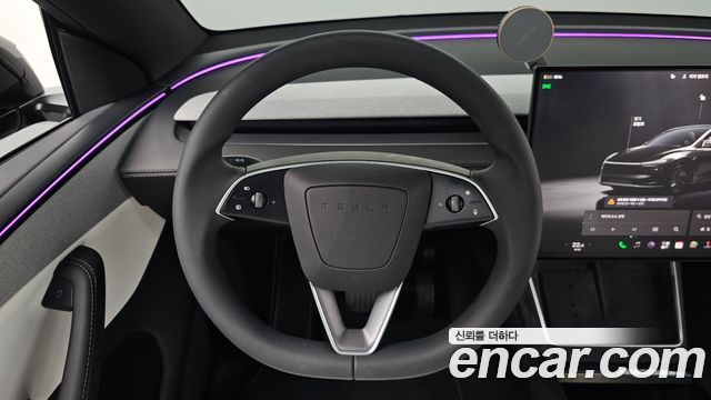 Tesla Model Y 2026 — photo 19