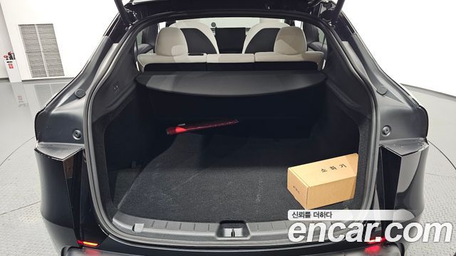 Tesla Model Y 2026 — photo 26