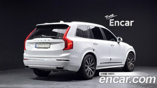 Volvo XC90 2021 — photo 2