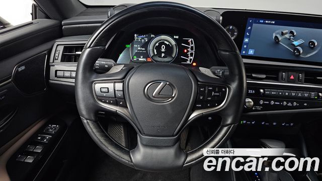 Lexus ES 2025 — photo 13