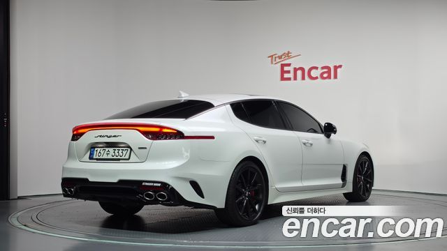 Kia Stinger 2021 — photo 2