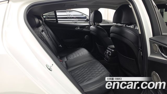Kia Stinger 2021 — photo 18