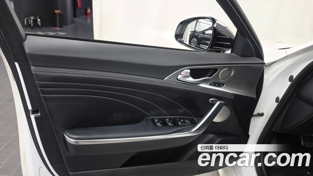Kia Stinger 2021 — photo 14