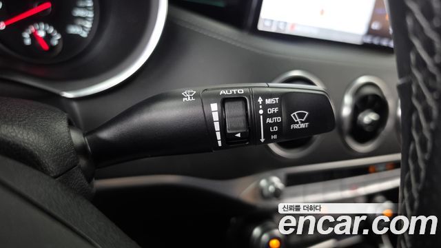 Kia Stinger 2021 — photo 28