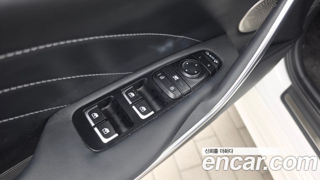 Kia Stinger 2021 — photo 29