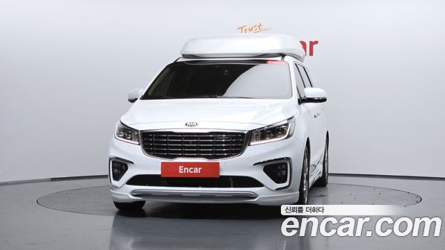 Kia Canival 2019 — photo 3