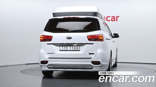 Kia Canival 2019 — photo 4