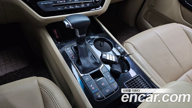 Kia Canival 2019 — photo 12