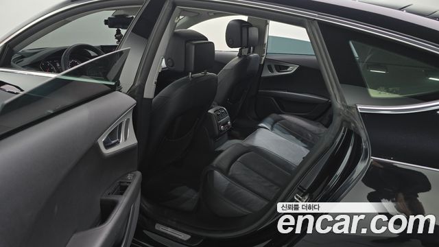 Audi A7 2013 — photo 12