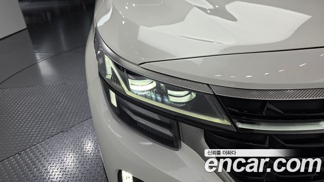Kia Seltos 2025 — photo 8