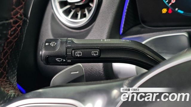 Mercedes-Benz GLB-Class 2022 — photo 21