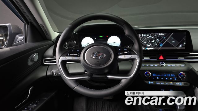 Hyundai AVANTE 2023 — photo 18