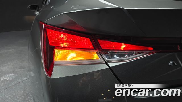 Hyundai AVANTE 2023 — photo 9