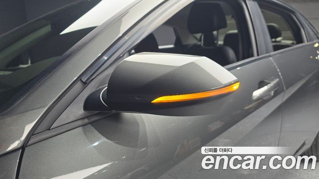 Hyundai AVANTE 2023 — photo 30