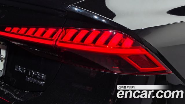 Audi A7 2020 — photo 9