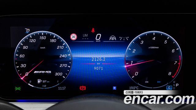 Mercedes-Benz AMG GT 2026 — photo 8