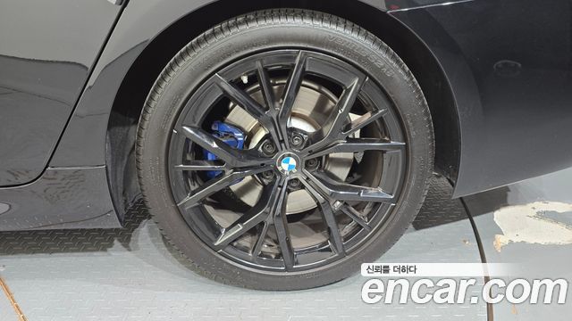 BMW 5-Series 2022 — photo 7