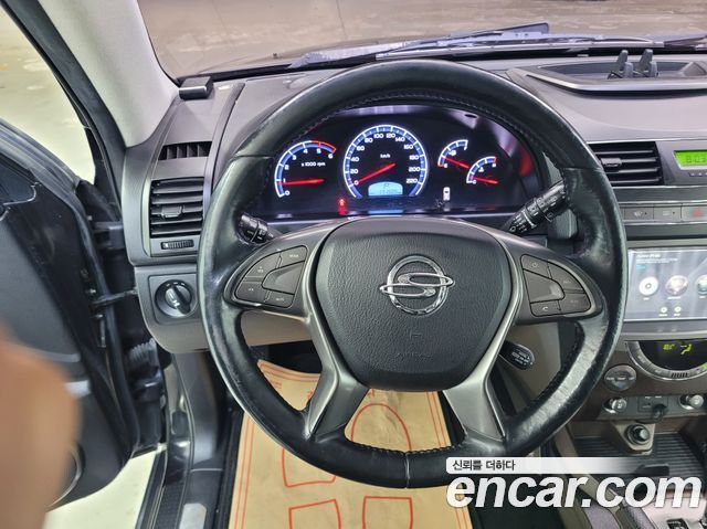 KG Mobility Rexton 2015 — photo 15