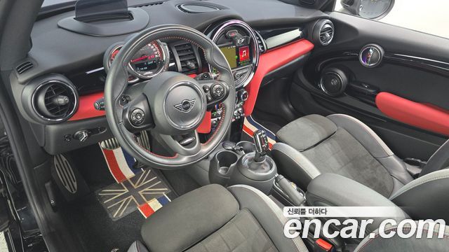 Mini Cooper 2020 — photo 10