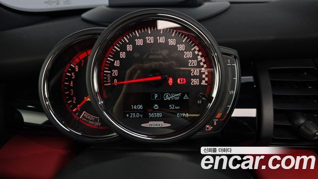 Mini Cooper 2020 — photo 11