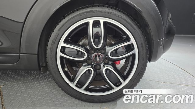 Mini Cooper 2020 — photo 7