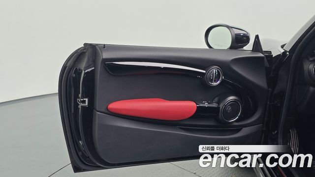 Mini Cooper 2020 — photo 14