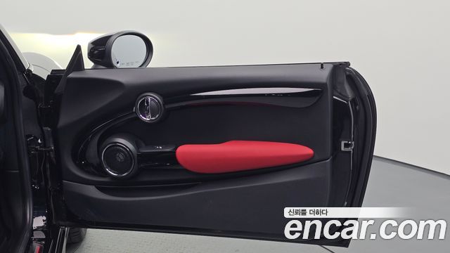 Mini Cooper 2020 — photo 15