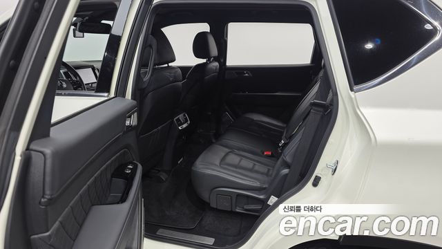 KG Mobility Rexton 2018 — photo 11