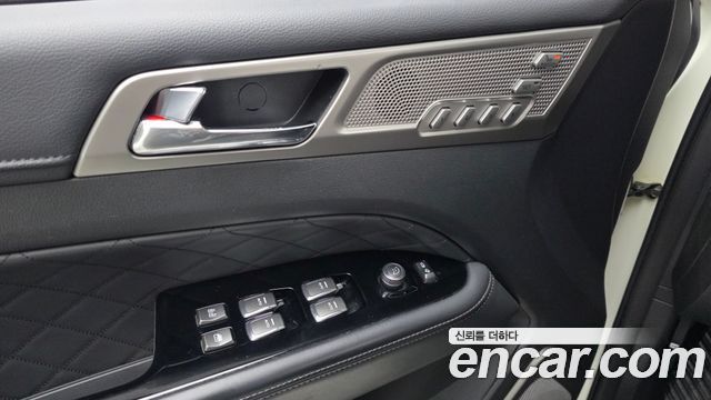 KG Mobility Rexton 2018 — photo 12