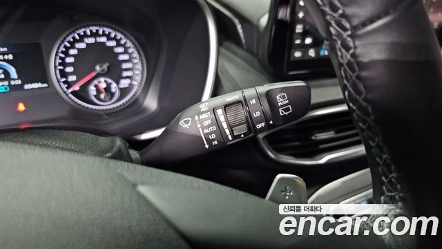 Hyundai Santafe 2022 — photo 24