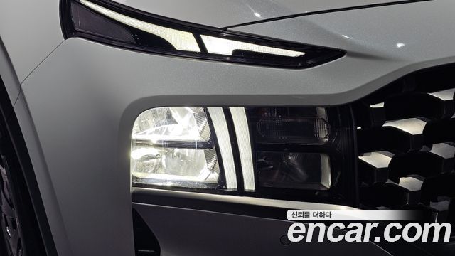 Hyundai Santafe 2022 — photo 8