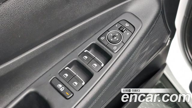 Hyundai Santafe 2022 — photo 29