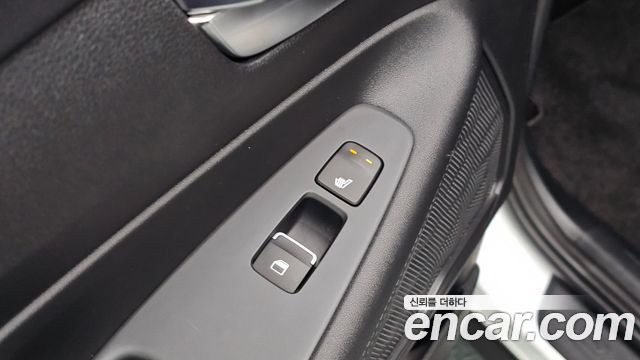 Hyundai Santafe 2022 — photo 30