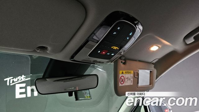 Hyundai Santafe 2022 — photo 32