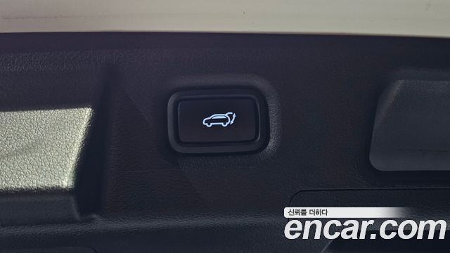 Hyundai Santafe 2022 — photo 34