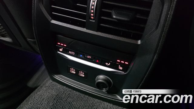 BMW 3-Series 2020 — photo 19