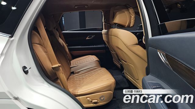Genesis GV80 2022 — photo 17