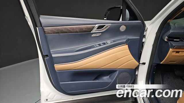 Genesis GV80 2022 — photo 14