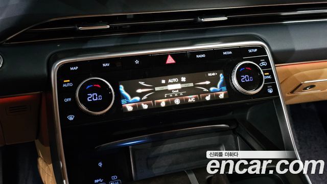 Genesis GV80 2022 — photo 28