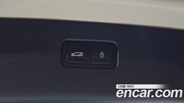 Genesis GV80 2022 — photo 34