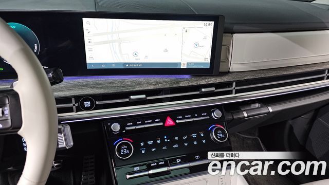 Hyundai Santafe 2025 — photo 19
