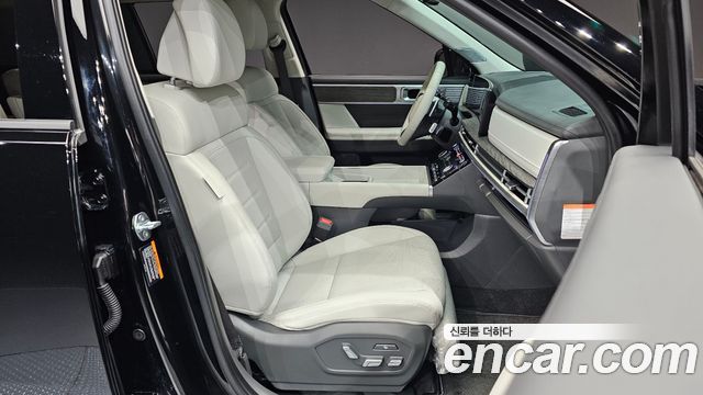 Hyundai Santafe 2025 — photo 16